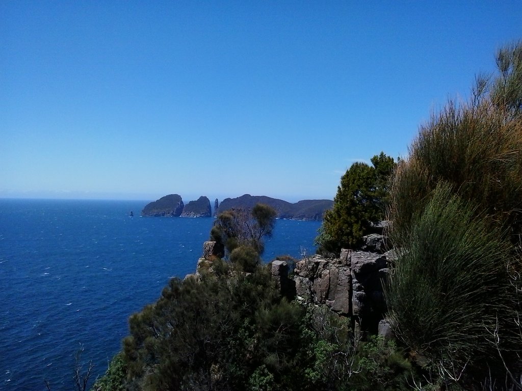 Fortesque Bay to Dolomieu Point