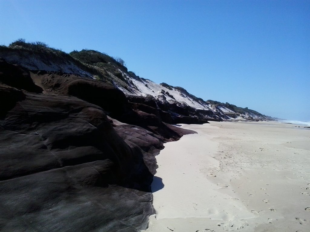 Black Rocks Beach Loop